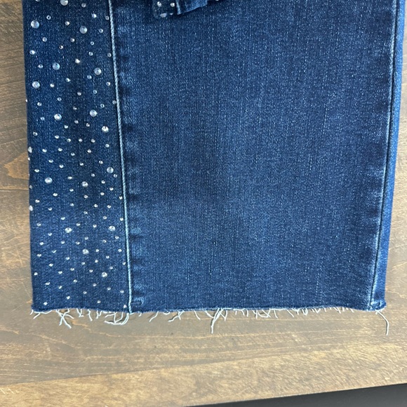 Judy Blue Women’s Dark Blue Flare Fit Jeans with Rhinestone Accents & Raw Hem - Picture 6 of 13